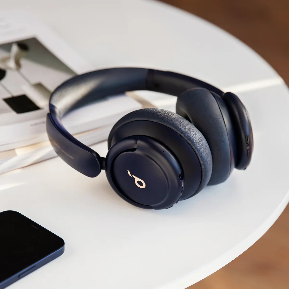 Q30 | Bluetooth Noise Cancelling Headphones（Refurbished） - Image 5