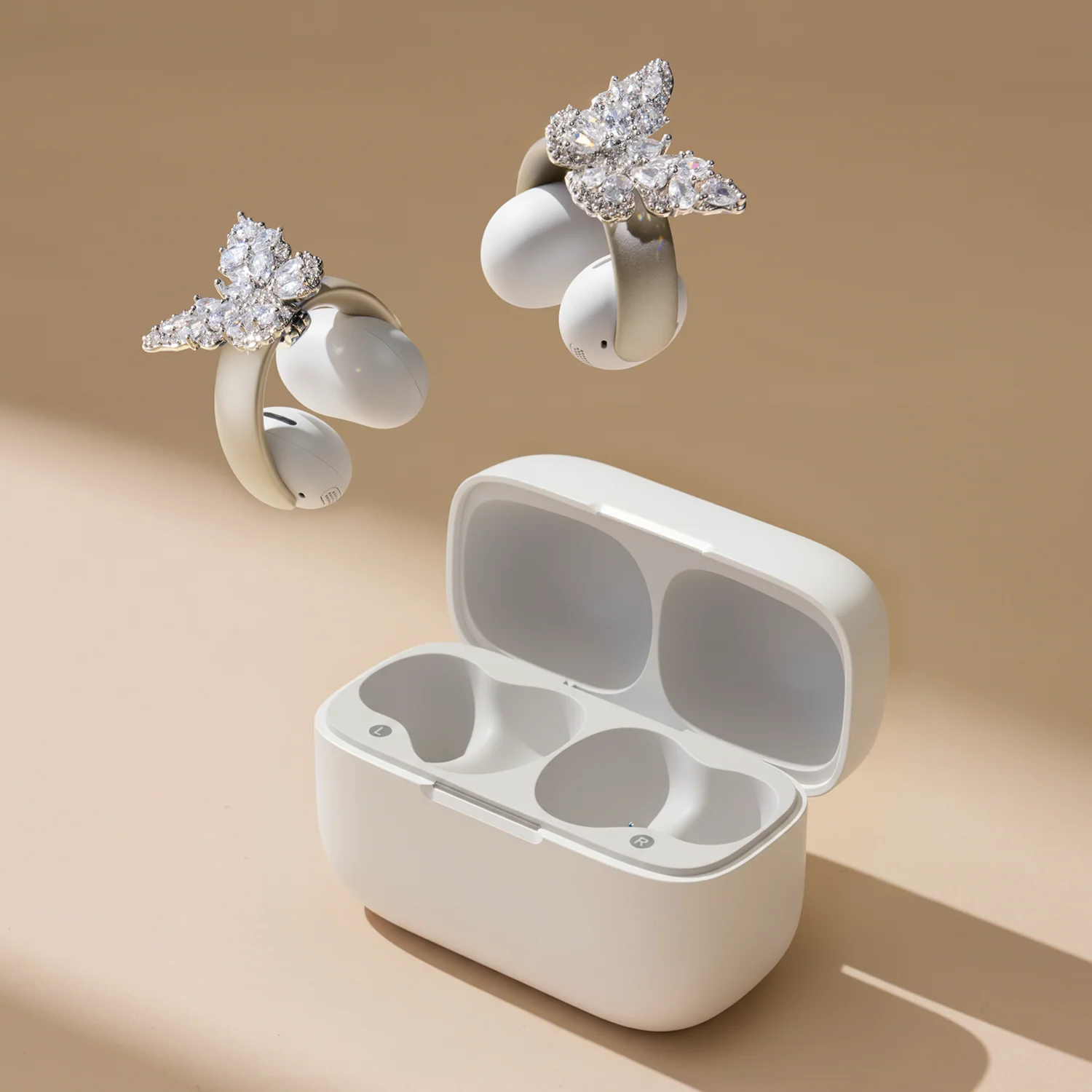 Stylish Butterfly Accessory | Exclusive Design for soundcore AeroClip - Image 5